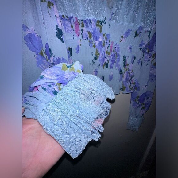 Free People | Daphne Blouse in Silver Blue Long Sleeve Lace Yoke & Cuff Size L - Picture 10 of 10